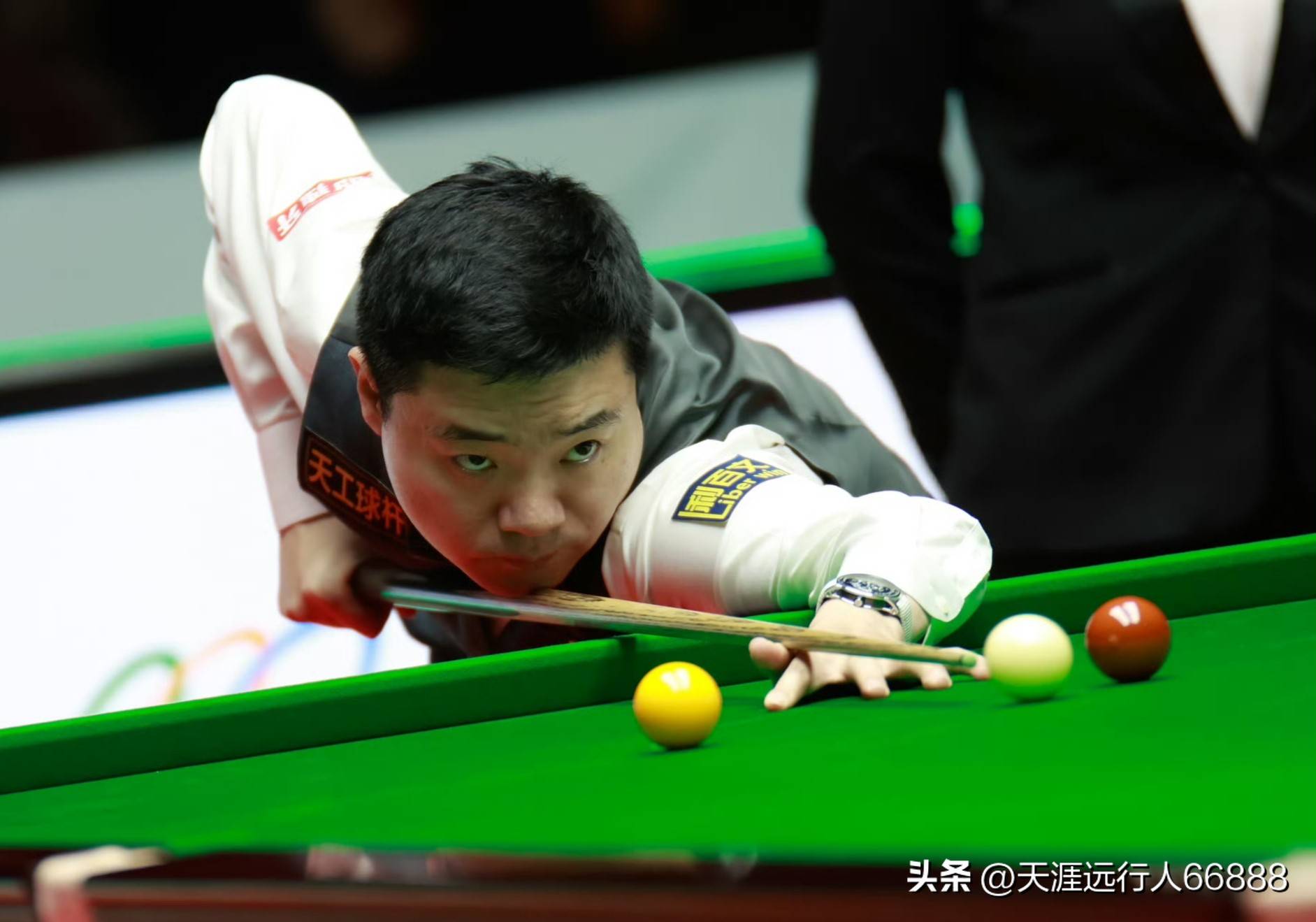 此事件让人 此事件让人